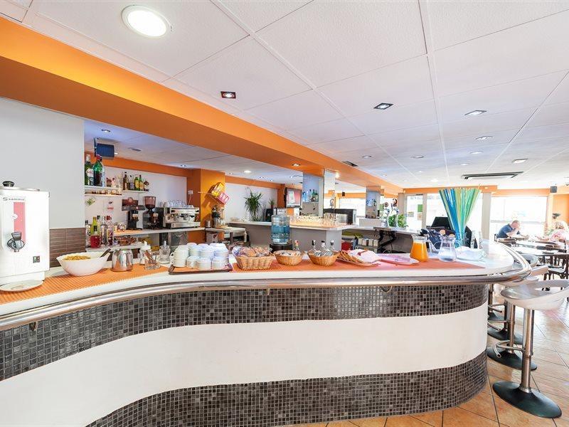 Hostal Blanca 캔 피카폴트 외부 사진